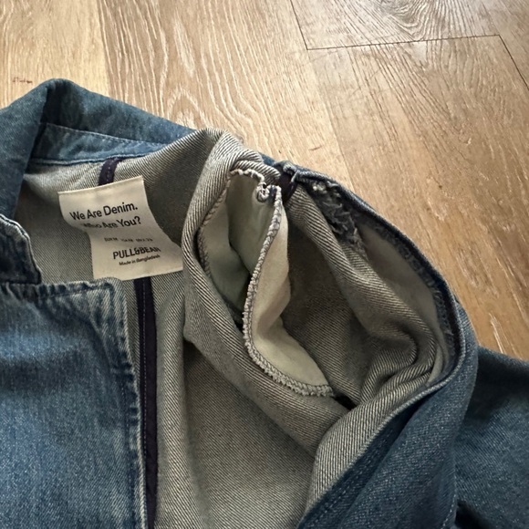 PULL & BEAR Denim Button Blazer Jacket $123 SIZE MEDIUM Spain Classic Midweight - Picture 5 of 7